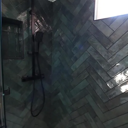 Eva - - Centre - Wifi Cassis