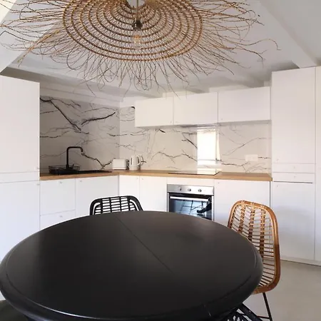 Eva - - Centre - Wifi