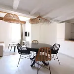 Eva - - Centre - Wifi Cassis