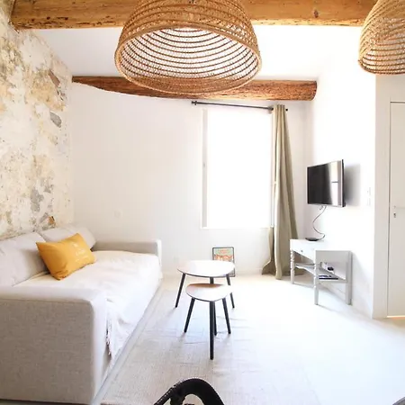 Eva - - Centre - Wifi * Cassis